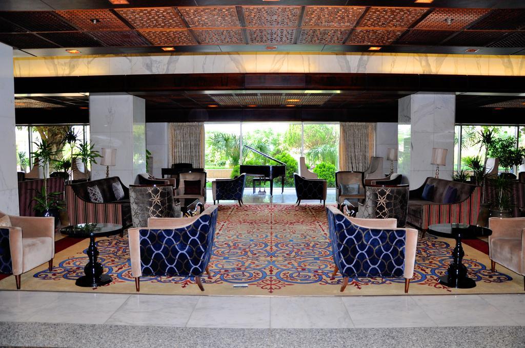 Royal Tulip Alrasheed Hotel Baghdād Екстериор снимка