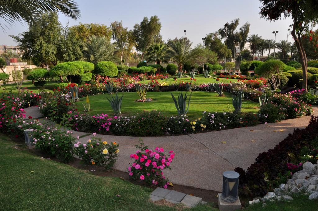 Royal Tulip Alrasheed Hotel Baghdād Екстериор снимка