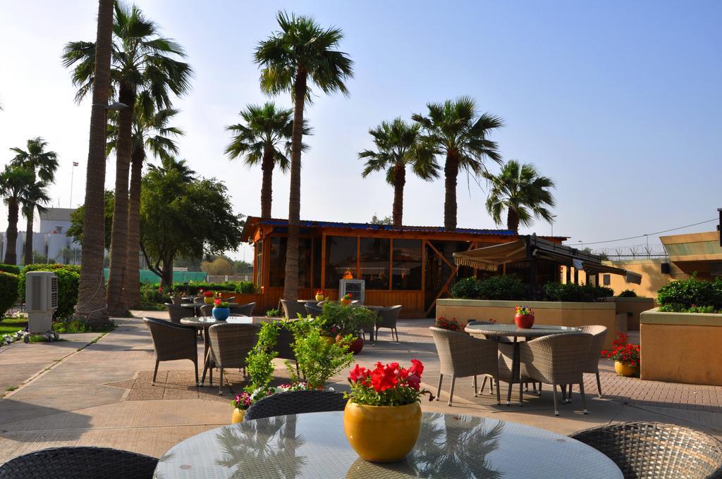 Royal Tulip Alrasheed Hotel Baghdād Екстериор снимка