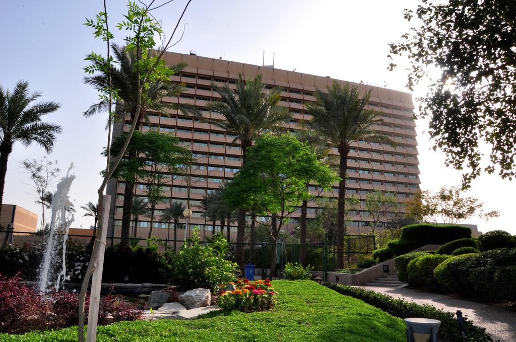 Royal Tulip Alrasheed Hotel Baghdād Екстериор снимка