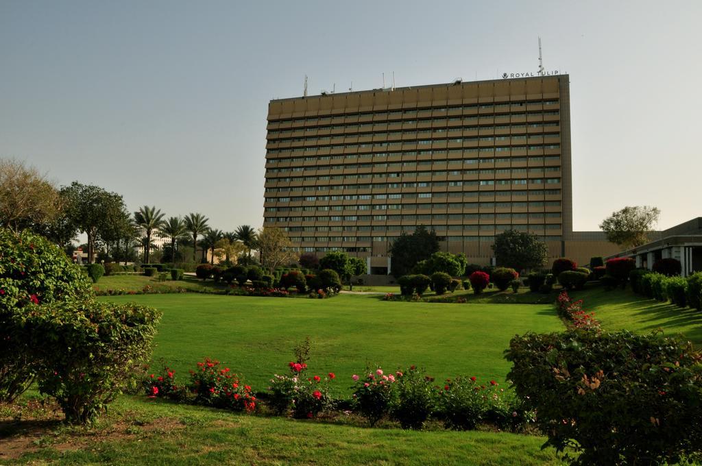 Royal Tulip Alrasheed Hotel Baghdād Екстериор снимка