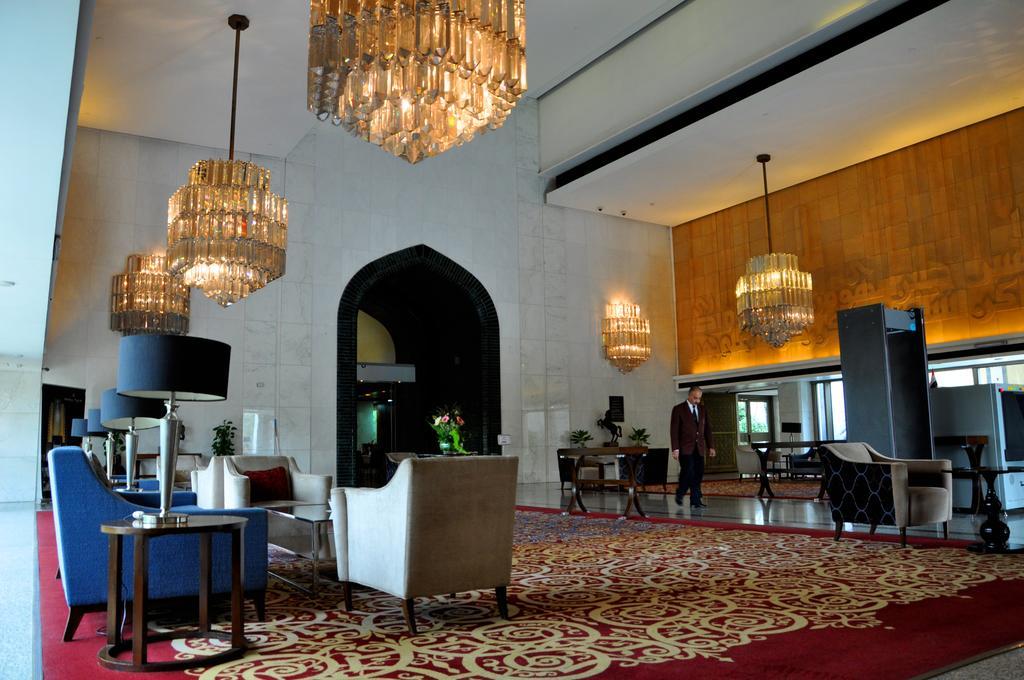 Royal Tulip Alrasheed Hotel Baghdād Екстериор снимка