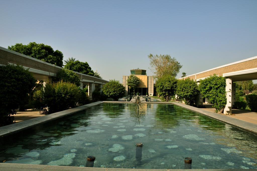 Royal Tulip Alrasheed Hotel Baghdād Екстериор снимка
