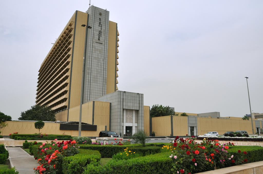 Royal Tulip Alrasheed Hotel Baghdād Екстериор снимка